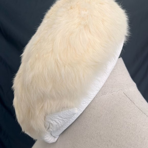 Vintage 60's Rabbit Beret with Faux Leather - Small - Picture 7 of 10